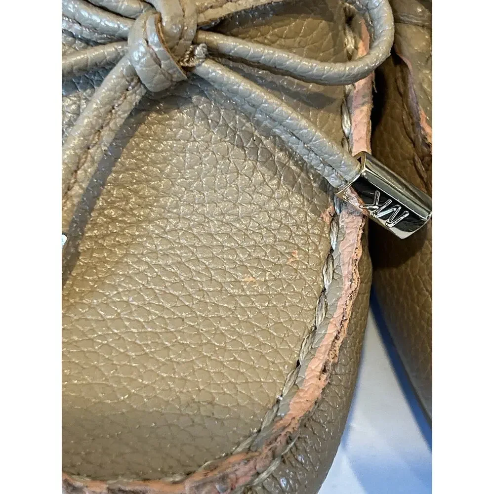 Michael Kors Khaki leather Moccasin Flat Women's Size 7- EUC worn once